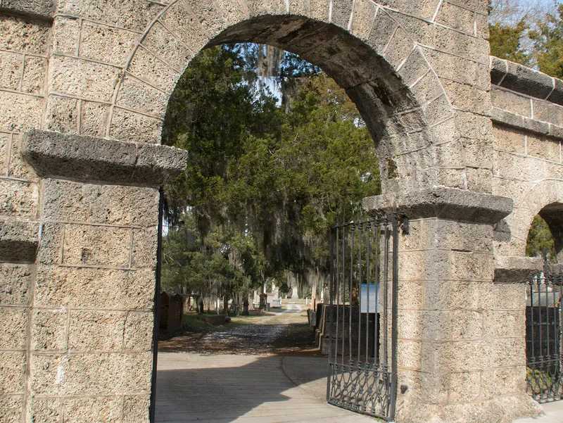 Entrance to Historic Cedar Grove Cemetery